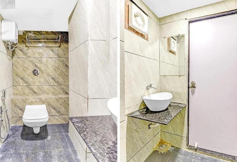 בית מלון כפרי Collection O Laxmi Kuber