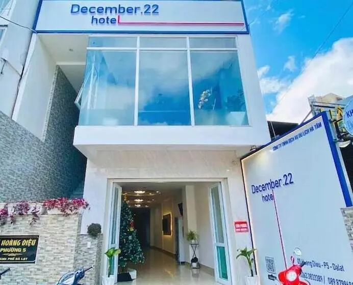 هتل December.22 Dalat