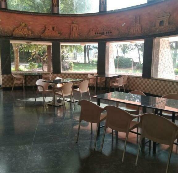 Kstdc Hotel Mayura Pavithra Yediyur