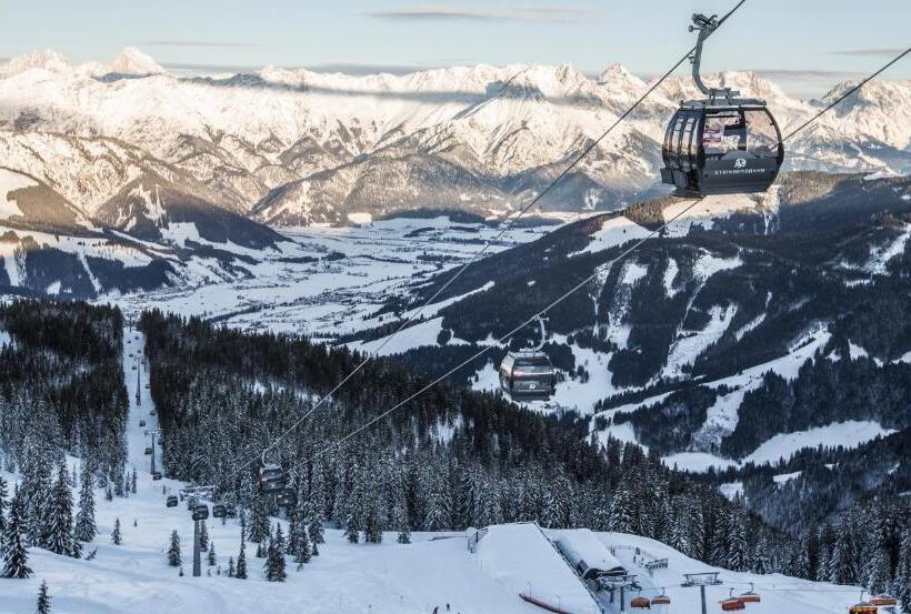 هتل Untergrundgut