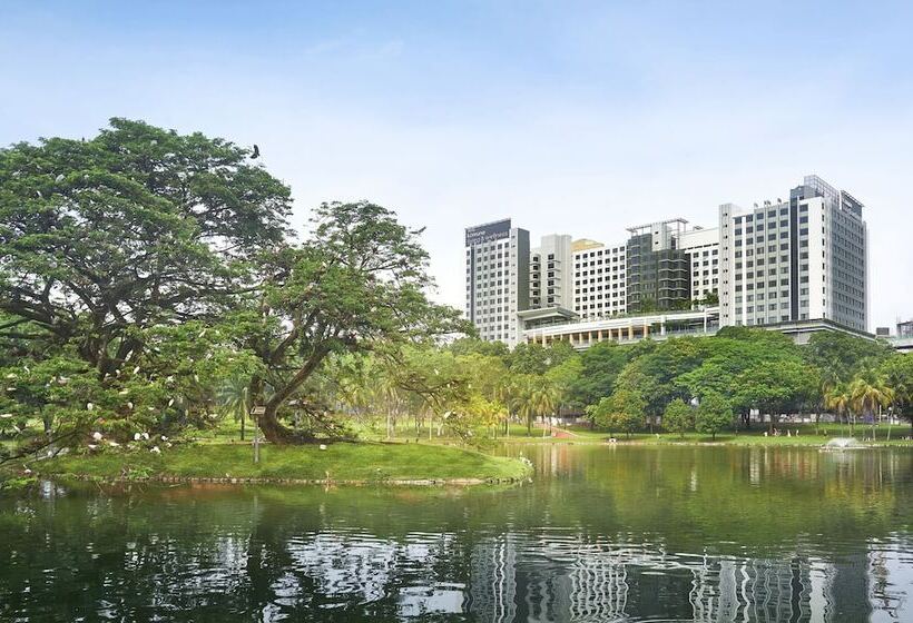 Hotel Komune Living & Wellness In The Park