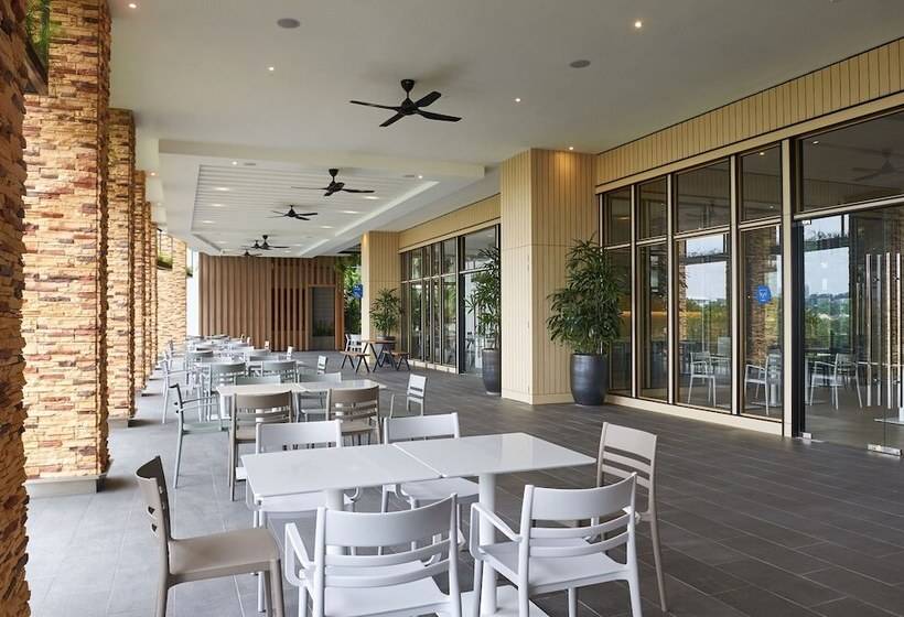 Hotel Komune Living & Wellness In The Park