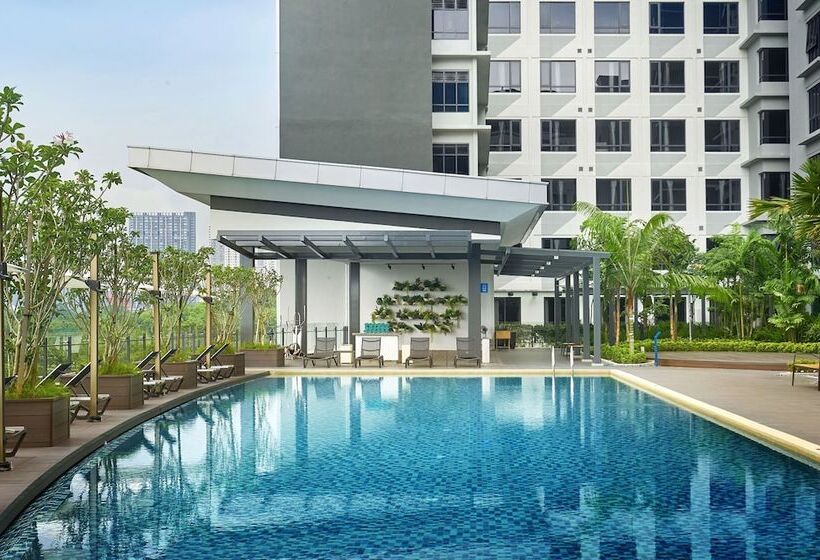 Hotel Komune Living & Wellness In The Park