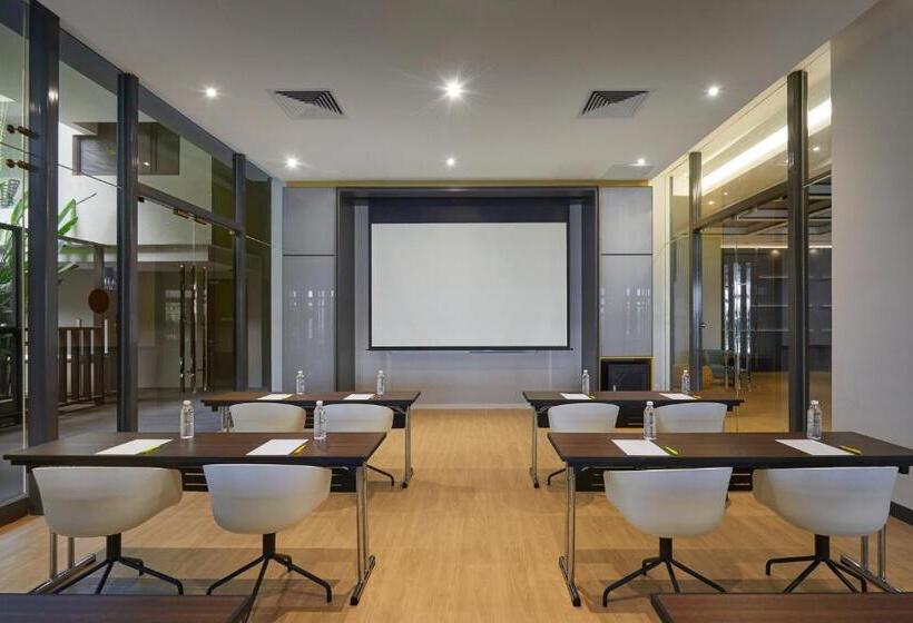 Hotel Komune Living & Wellness In The Park