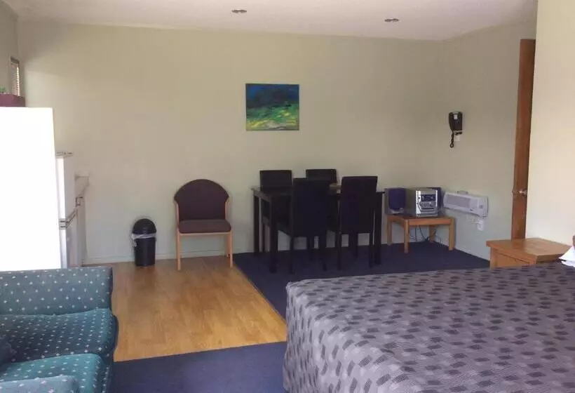 Asure Kapiti Court Motel