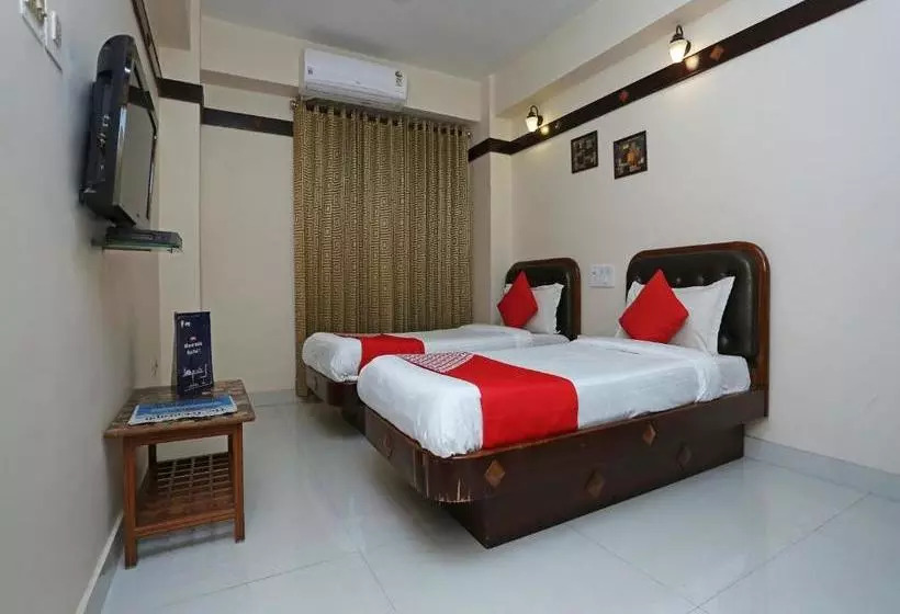 Hotel Amrit Regency