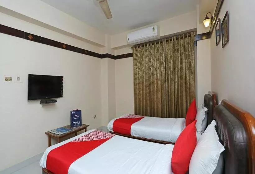 Hotel Amrit Regency