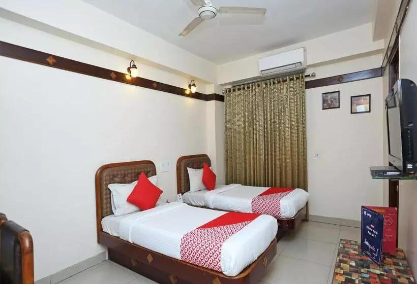 Hotel Amrit Regency