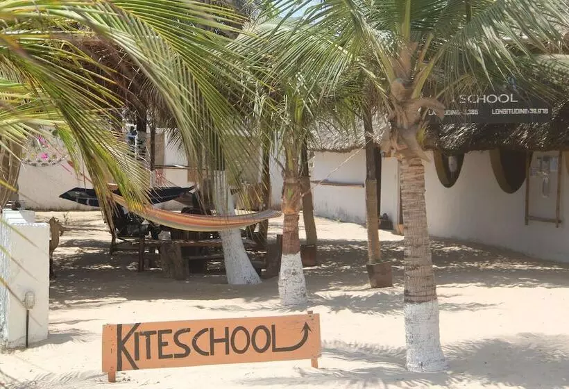 Hotelli Angel's Bay Resort