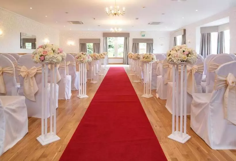 هتل Garvock House