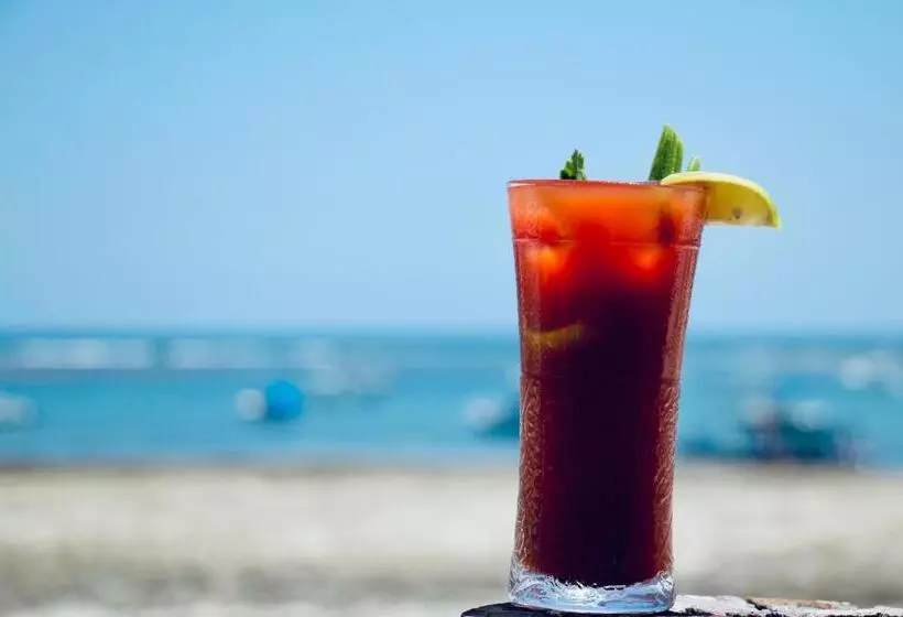 هتل Ocean Sports Resort