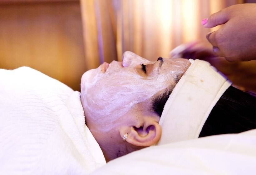 Fabhotel Prime Stalin Pleasant Park Nr Mgr Memorial & Anna Memorial