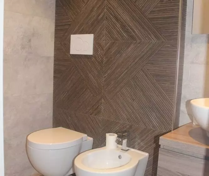 ホテル Stasera A Casa Da M.e.