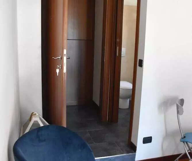 ホテル Stasera A Casa Da M.e.