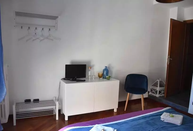 ホテル Stasera A Casa Da M.e.