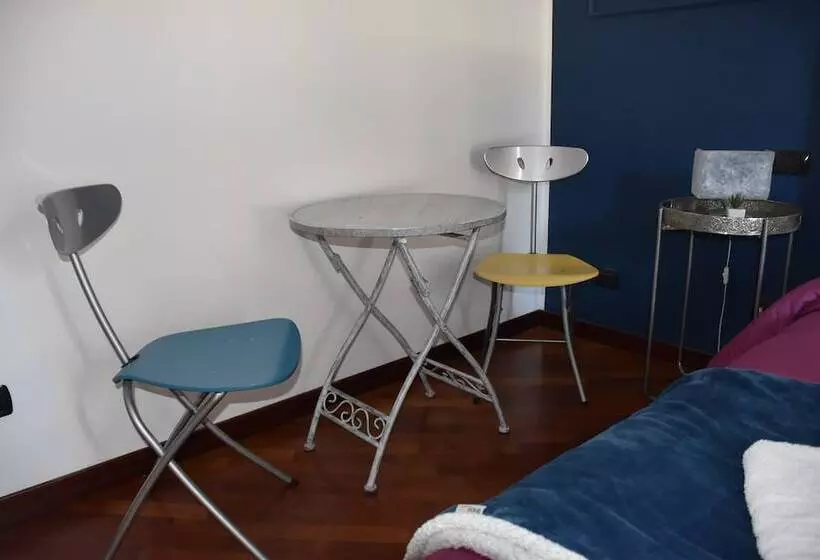 ホテル Stasera A Casa Da M.e.