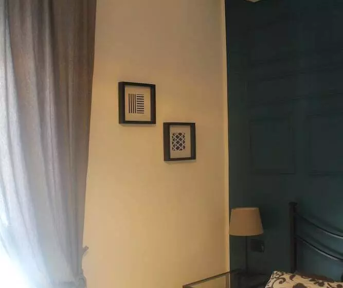 ホテル Stasera A Casa Da M.e.