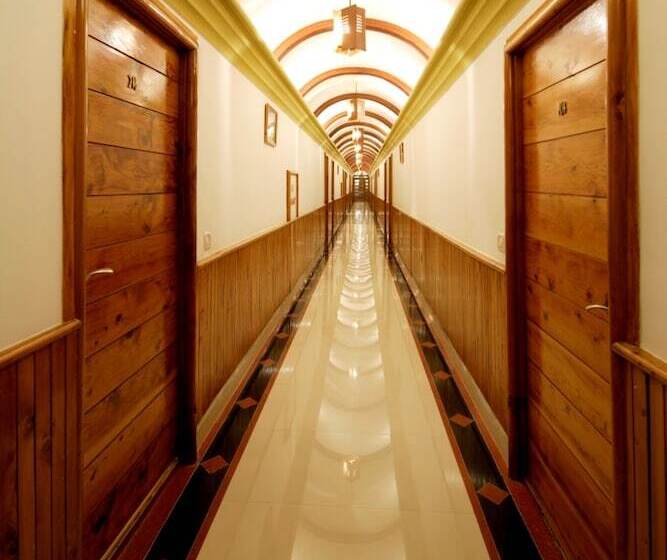 Manuallaya The Resort & Spa