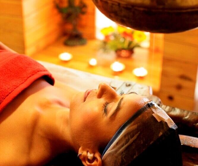 Manuallaya The Resort & Spa