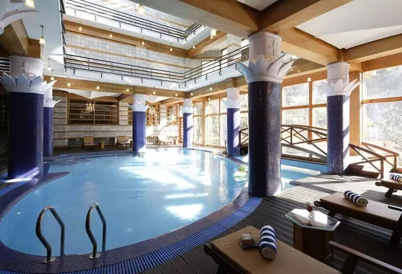 Manuallaya The Resort & Spa