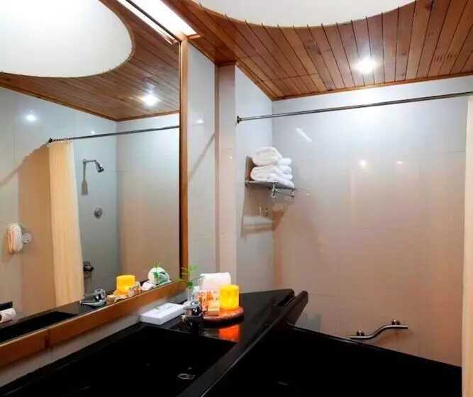 Manuallaya The Resort & Spa