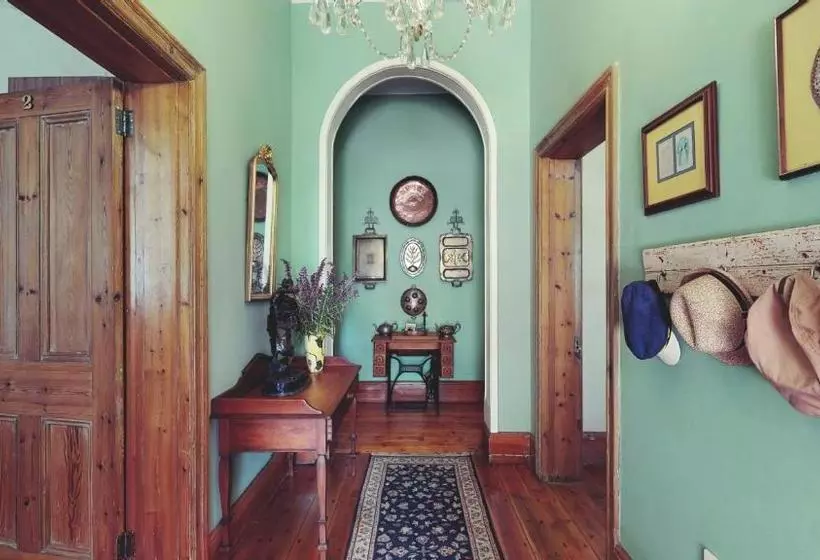 Pension Acorn Guest House