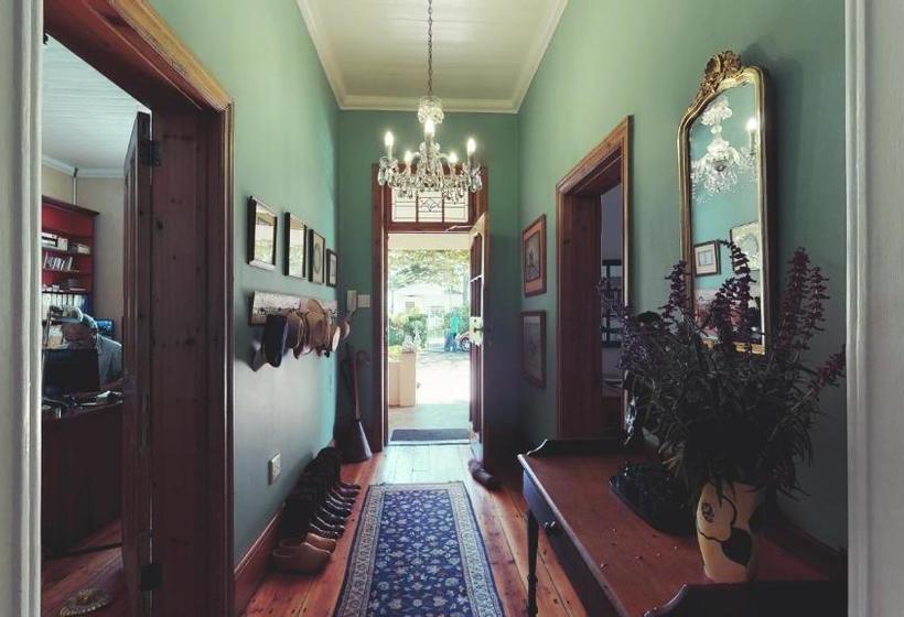 펜션 Acorn Guest House