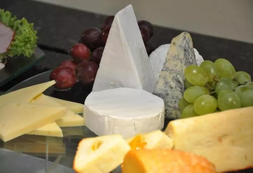 Piramida Park Hotel & Wellness