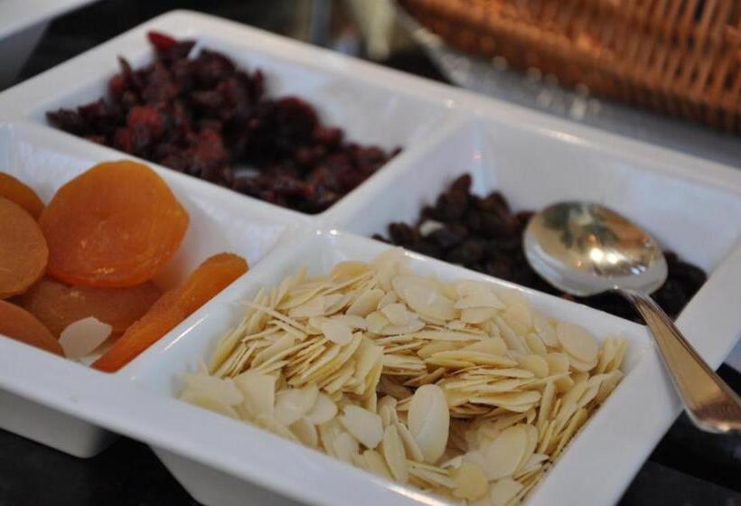 Piramida Park Hotel & Wellness