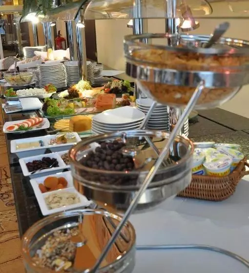 Piramida Park Hotel & Wellness