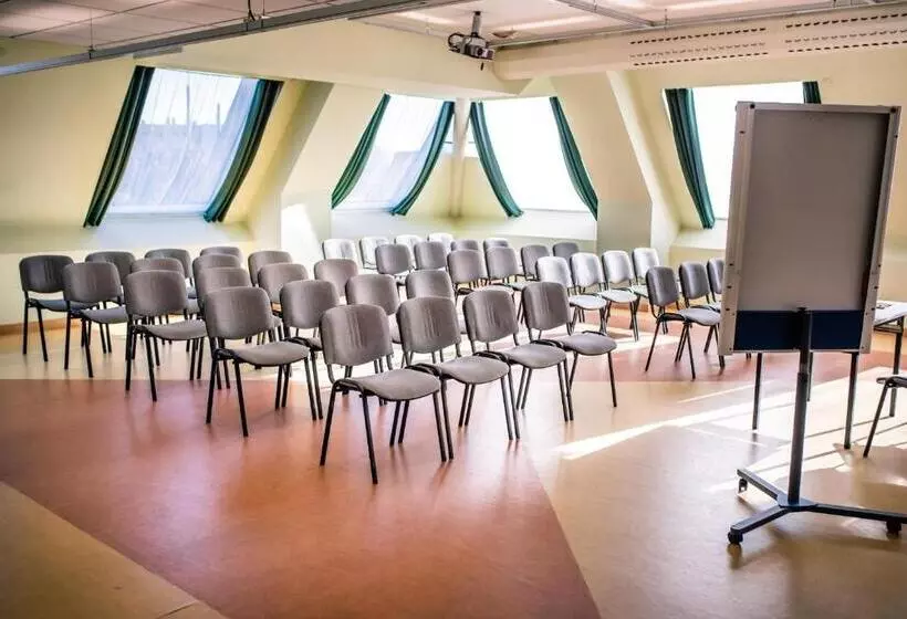 Piramida Park Hotel & Wellness