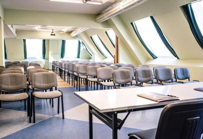 Piramida Park Hotel & Wellness