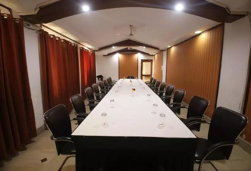 דירת נופש Mpt Kalchuri Residency, Jabalpur