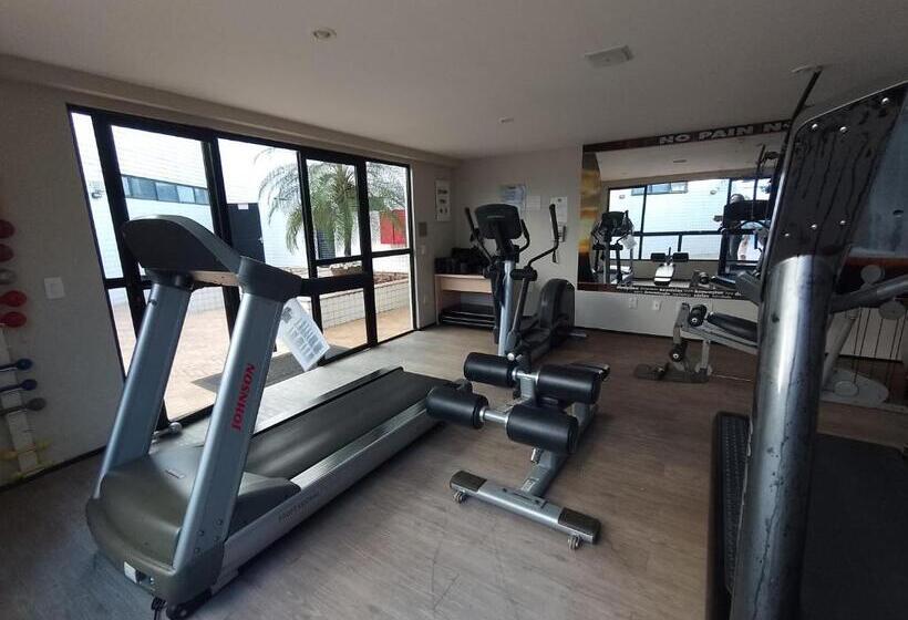 هتل Natal Plaza Suítes  Ponta Negra