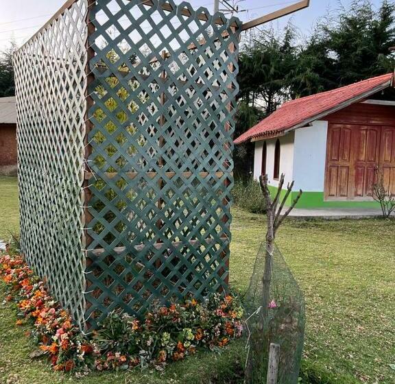 فندق Resort Alapa