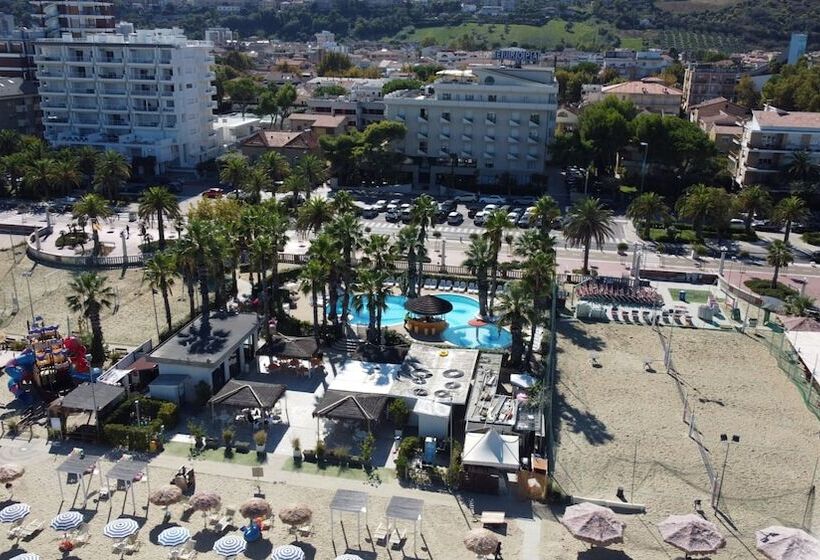 Hotiday Hotel Giulianova