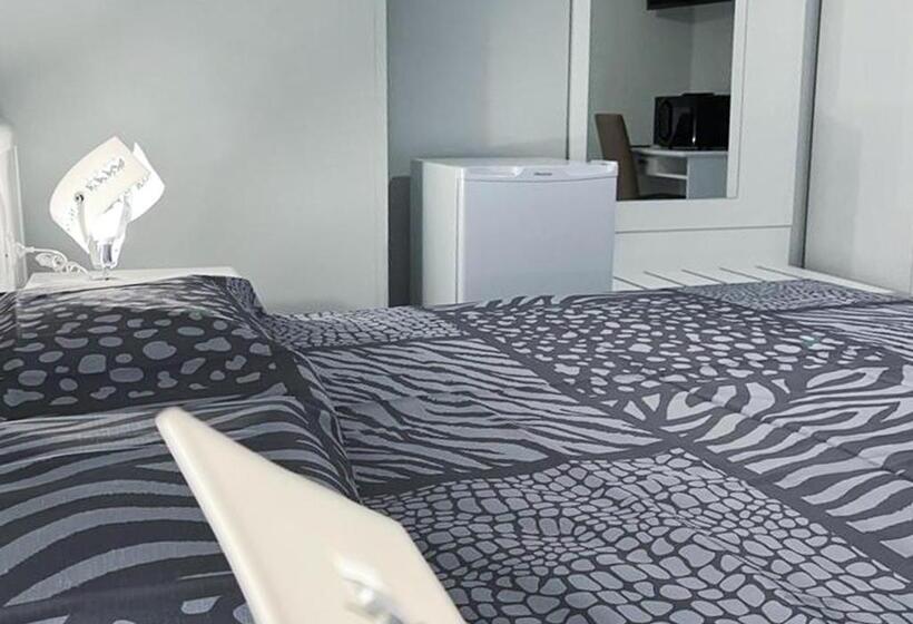 פנסיון Casa Regina Margherita, Possibilità Di Posteggio Moto E Bici