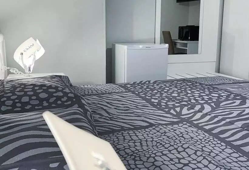ペンション Casa Regina Margherita, Possibilità Di Posteggio Moto E Bici