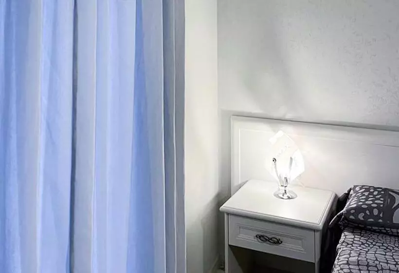 ペンション Casa Regina Margherita, Possibilità Di Posteggio Moto E Bici