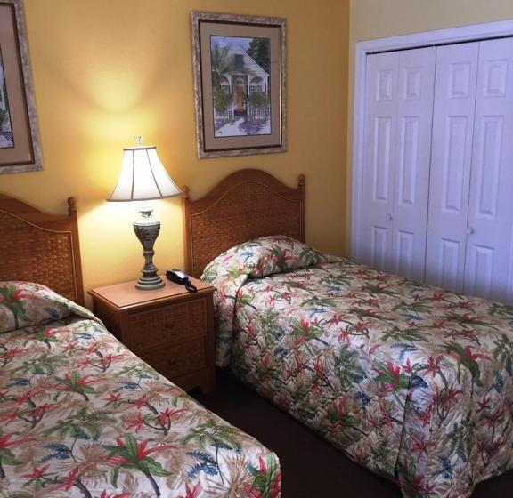 Soundside Holiday Beach Resort