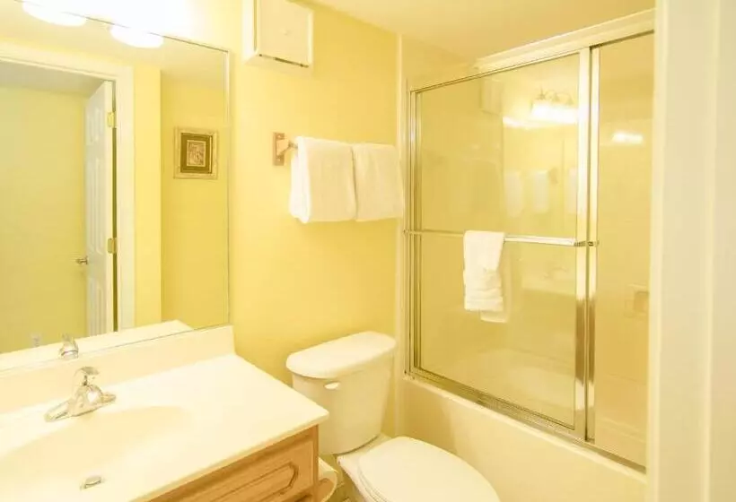 Soundside Holiday Beach Resort