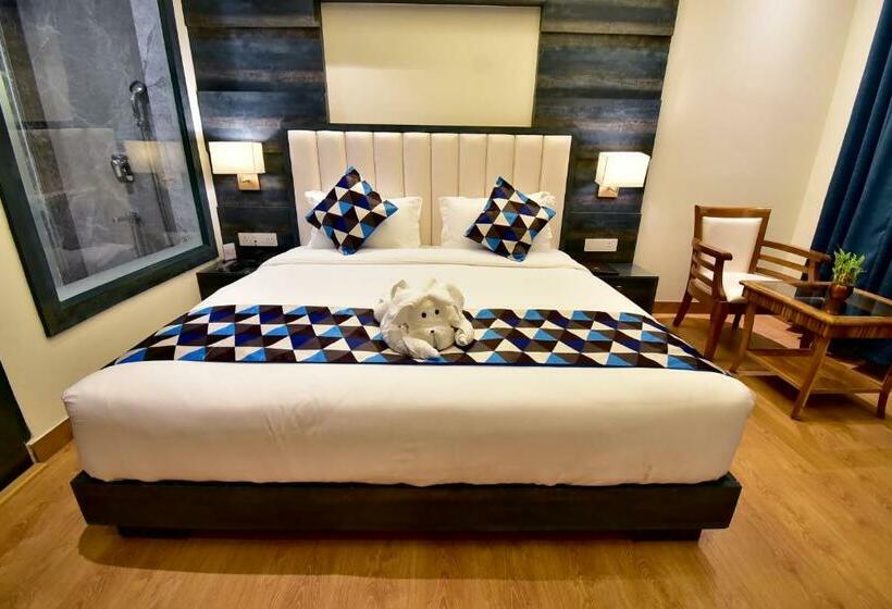 Fabhotel Prime Centella