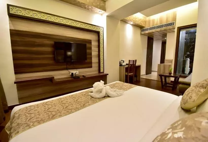 Fabhotel Prime Centella
