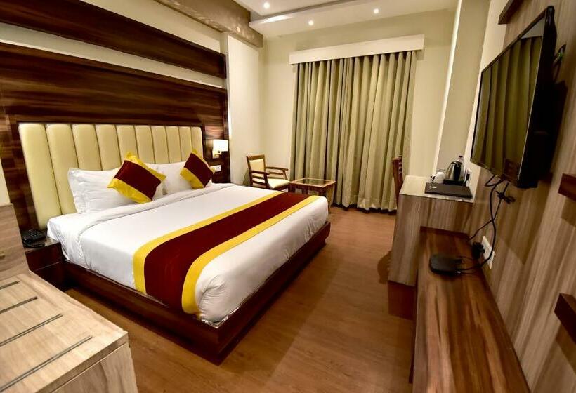 Fabhotel Prime Centella