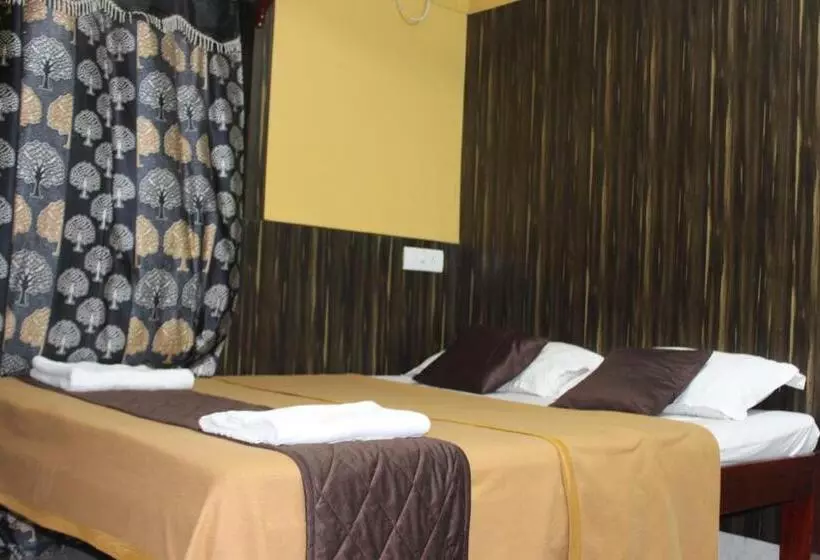 Hotelli Gsr Residency