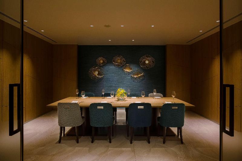 هتل Hilton Club The Beach Resort Sesoko