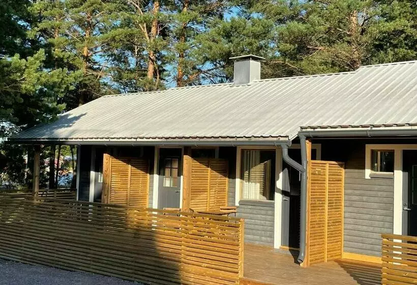 Hotelli Kaunissaaren Maja