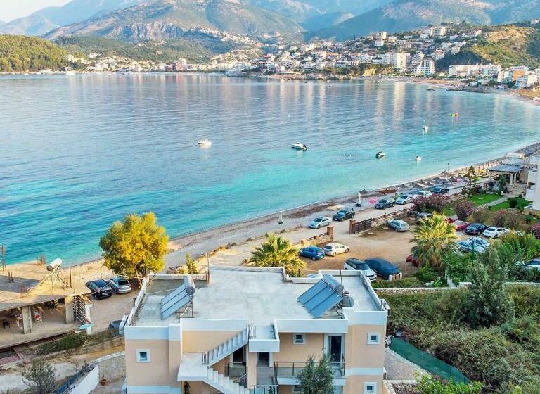 בית מלון כפרי Seaside