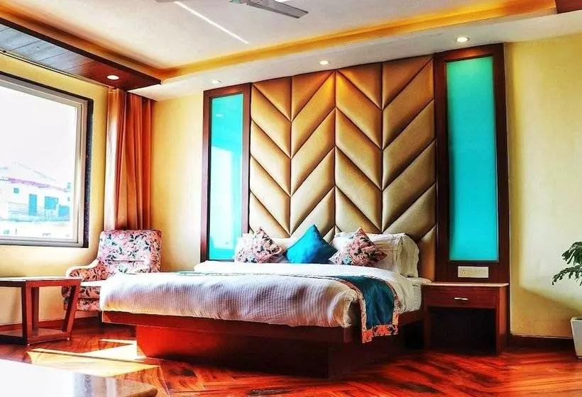 ホテル The Kenilworth Mussoorie By Stotrak