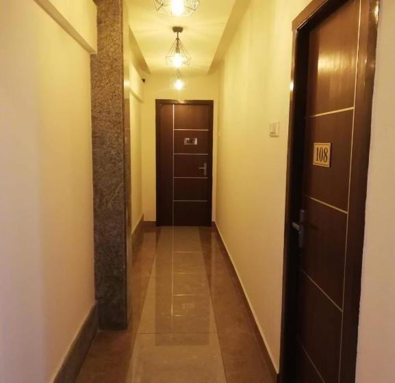 Hotel Super Townhouse Krishnagiri Formerly Vijay Inn